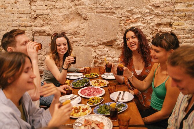 Madrid Food Walking Tour with Tapas and Vermouth - Group Size and the Guide’s Impact on the Night