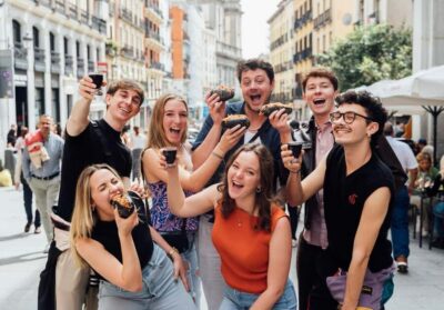 Madrid Guided Food Tour with Tapas and Spanish Wine - Where you meet: Plaza de los Carros to start moving fast