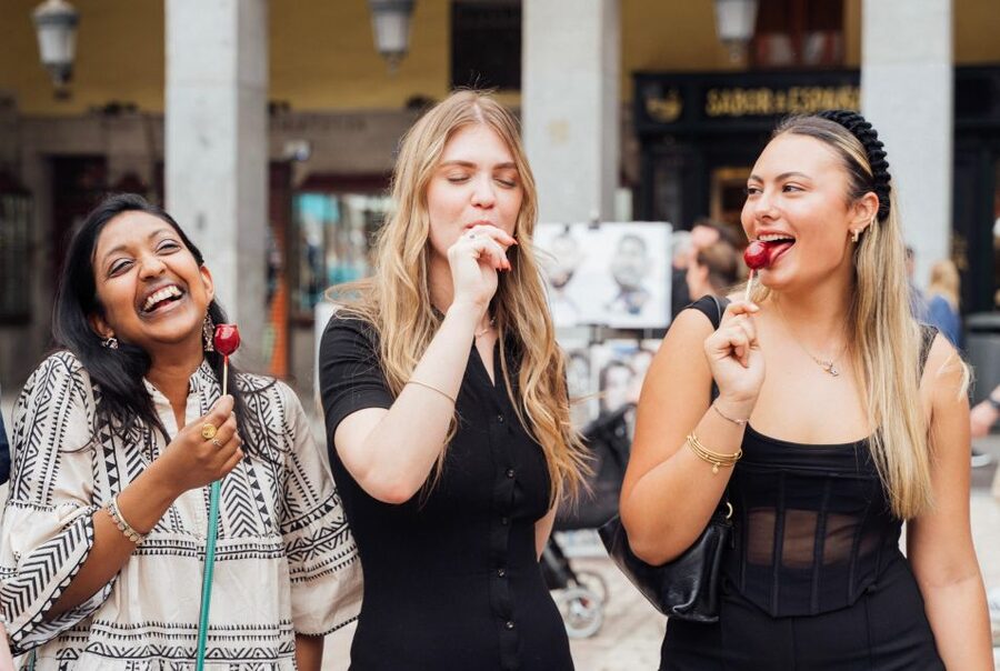 Madrid Guided Food Tour with Tapas and Spanish Wine - La Latina on foot: where old streets meet modern plates