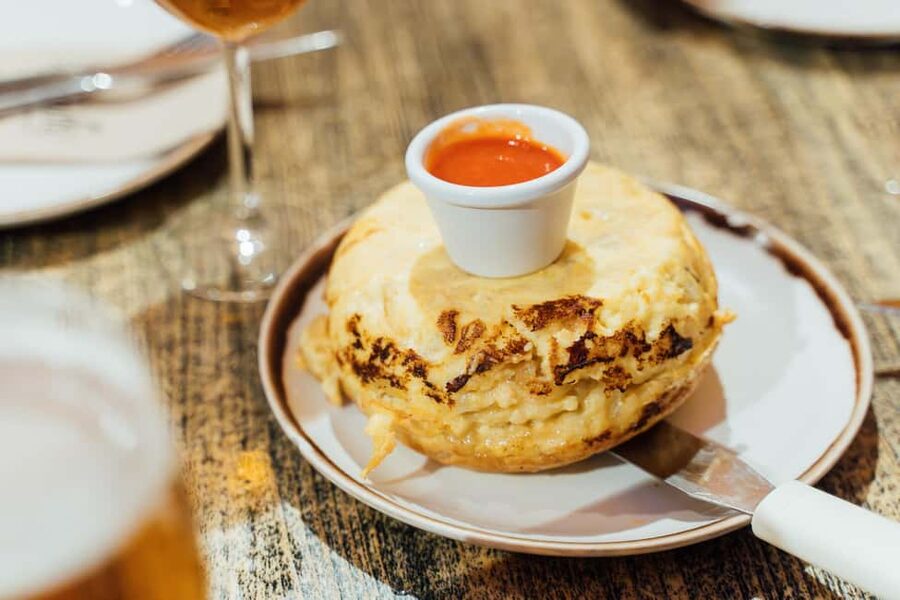 Madrid: Guided Food Tour with Tapas Tastings and Drinks - Price check: is $84 worth it?