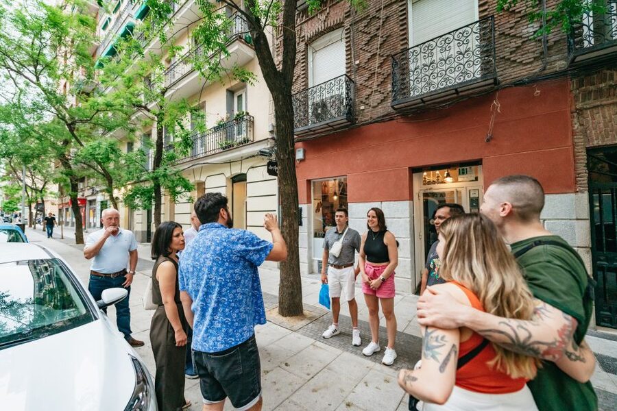 Madrid: Guided Tapas Tour with Tastings and Drinks - Four house drinks: vermouth, beer, wine, sangria—and why it matters