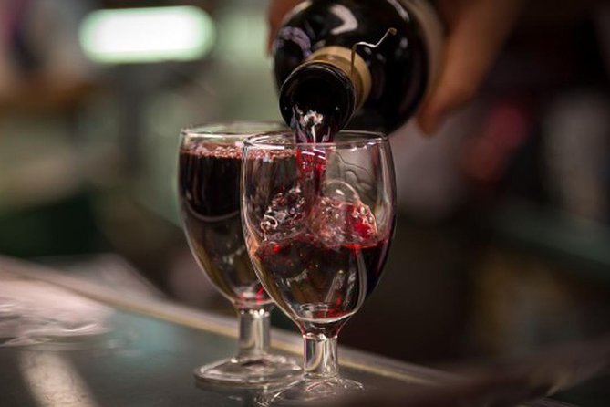 Madrid Local's Wine and Tapas Lunch Tour with a side of History - Why this Madrid tapas-and-wine lunch fits a real vacation day