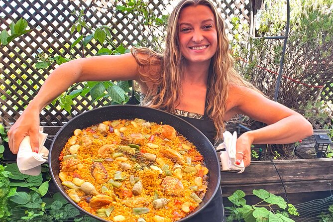 Madrid: Paella & Sangria Classes- Seafood, Chicken & Vegan option - Meeting Point and On-the-Ground Logistics That Matter