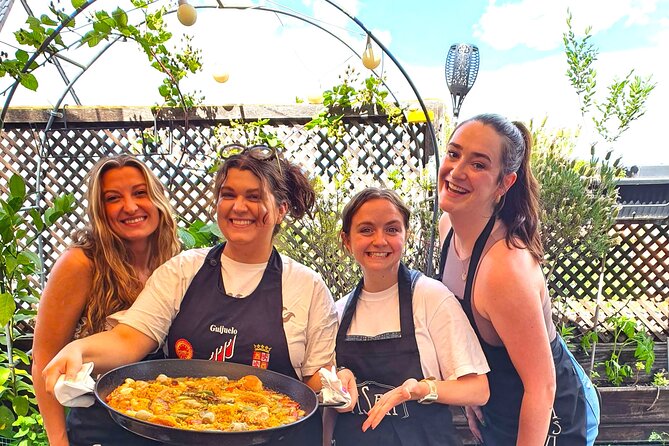 Madrid: Paella & Sangria Classes- Seafood, Chicken & Vegan option - Your 3-Hour Flow: Sangria, Tapas, Then Paella in the Pan