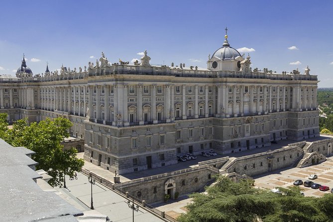 Madrid: Royal Palace Expert Guided Tour with Optional Tapas - The Royal Palace Interior: 3,478 Rooms Worth Selecting the Best Ones