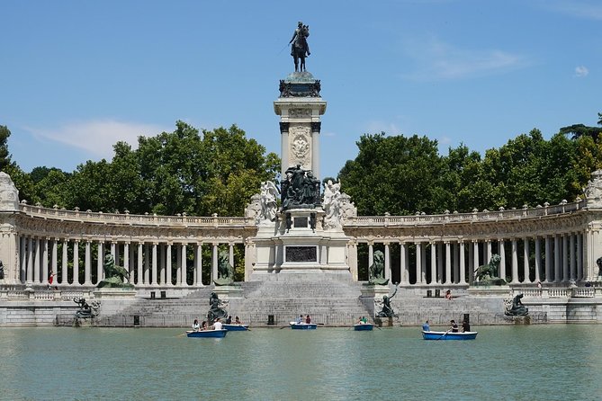 Madrid Royal Palace & Retiro Park Tour with Optional Tapas - Optional Tapas at Casa Ciriaco: Worth Planning, Not Counting on
