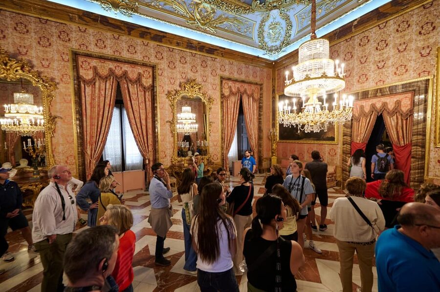 Madrid: Royal Palace Tour, Flamenco Show, & Tapas with Drink - Timing tips for the 12:30/3:30 palace slot and the 7:00 show