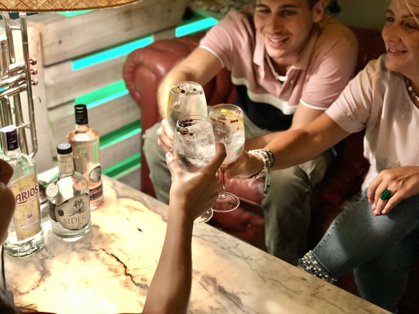 Madrid: San Miguel view Gin and Tonic Workshop with Tapas - Who this Madrid gin and tonic workshop is best for