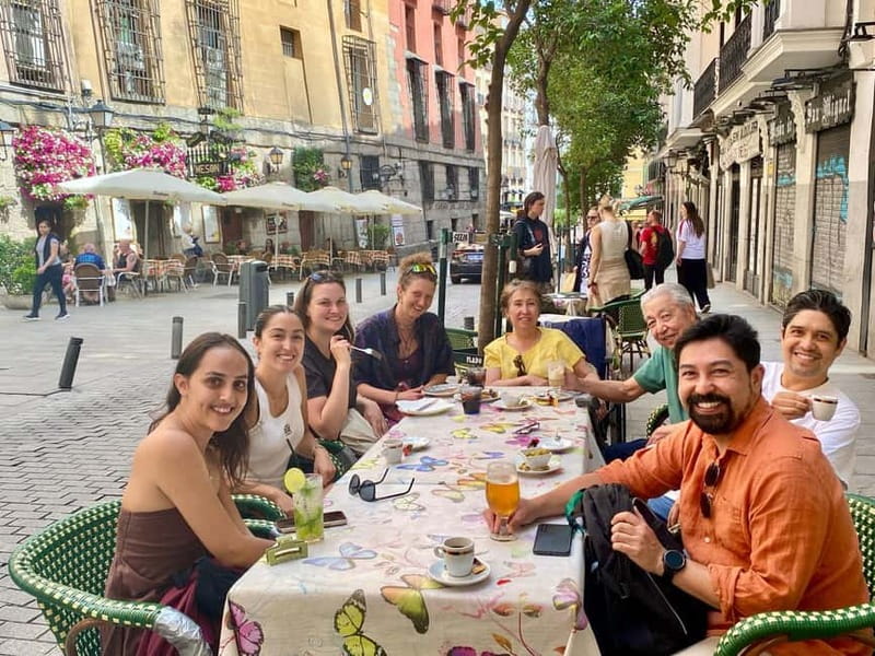 Madrid: Small Group Tour with Tapas & Drinks - Key highlights you should know