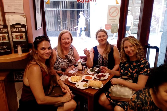 Madrid Tapas & Drinks: A Small Group Culinary Adventure - Tablao Flamenco Arco de Cuchilleros Area: Mushrooms, Squid Sandwich, and Medieval Streets