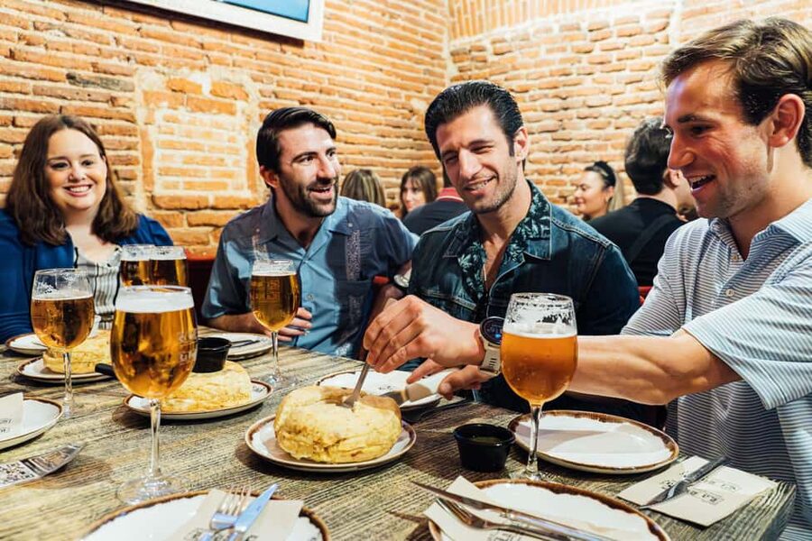 Madrid: Tapas Food Tour with Drinks and Food - Four tapas and drinks stops: what you’ll taste (and how to plan your hunger)