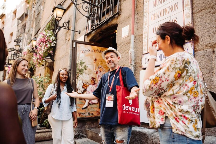 Madrid: Tapas, Taverns & History Tour - La Casa del Abuelo: classic tapas, including gambas al ajillo at a long-running bar