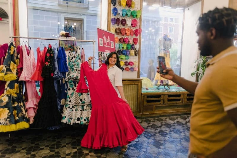 Madrid: Tapas Tour & Authentic Flamenco Experience - Flamenco shopping before the show: where the details start