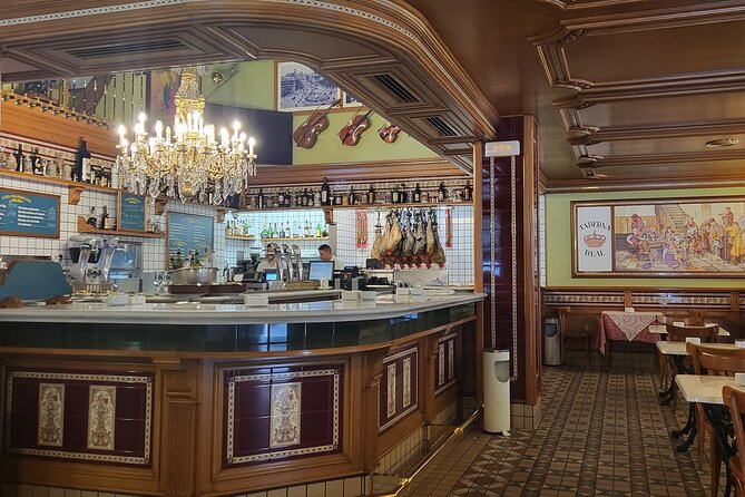 Madrid Tapas, Traditions & History Tour - Walking Madrid the way tapas actually happens