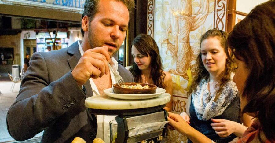 Madrid: Tapas & Wine Tasting Tour with Local Guide - Key highlights worth marking on your plan