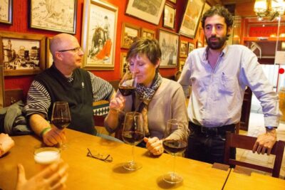 Madrid: Tapas & Wine Tasting Tour with Local Guide - What 12 tapas and four drinks really means for your appetite
