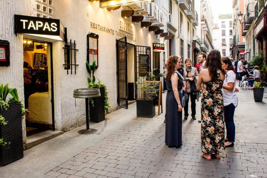 Madrid: Tapas & Wine Tasting Tour with Local Guide - Price and value: what $91 buys in real tasting terms