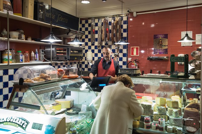 Madrid Tapas & Wine Tasting Walking Tour – Small Group Local Bars - Drinking and eating details you should know before you go