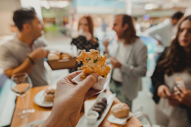 Málaga Evening Tapas Crawl Tour by Food Lover Tour - The four-stop flow: how the pacing keeps you eating, learning, and walking