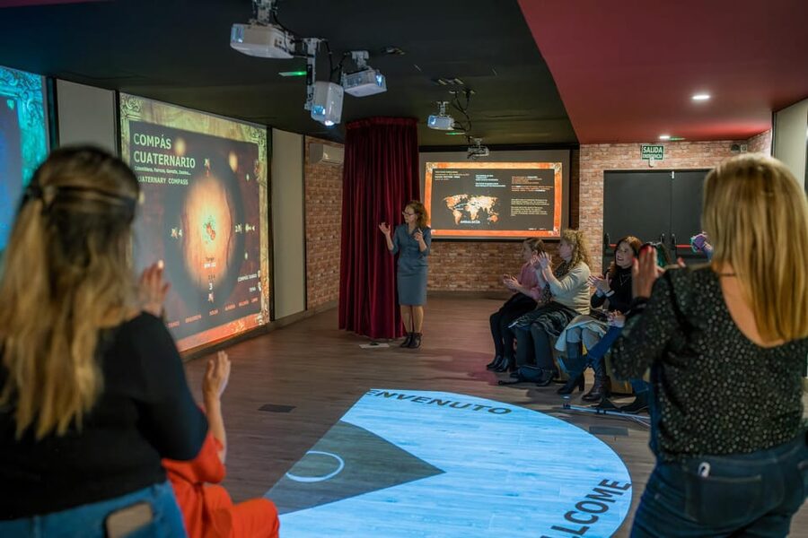 Málaga: Flamenco Course 4pm + 1-Hour Show, 3 Tapas and Drink - Language, Comfort, and Who This Fits Best