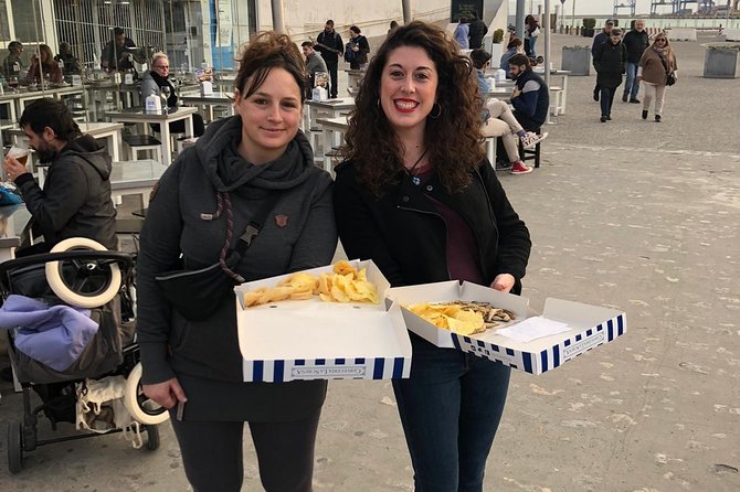 Malaga Food Tour: Tapas, Drinks and Delights with a Local - Where you meet in Malaga (and why the walk matters)