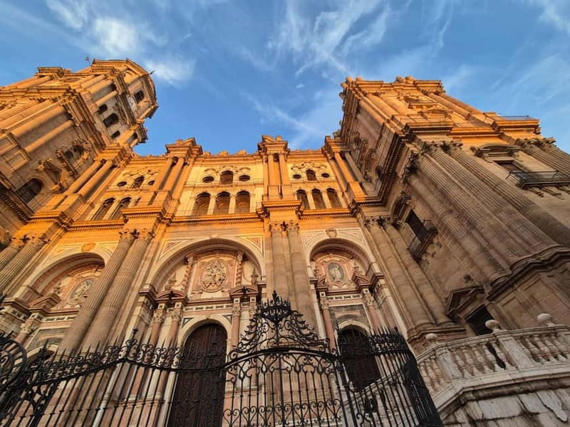 Málaga: Highlights Walking Tour with Drinks and Tapas - Tapas rhythm: the 3 drinks and 3 tapa stops that actually matter