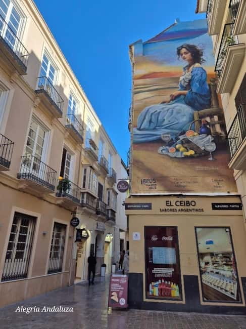 Málaga: Highlights Walking Tour with Drinks and Tapas - San Juan Church, San Telmo, and the central squares that frame the walk