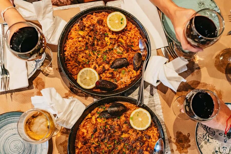 Malaga's tradition and tapas tour with Official Guide - Guided sightseeing: Larios Street, cathedral area, and Picasso Museum vibes