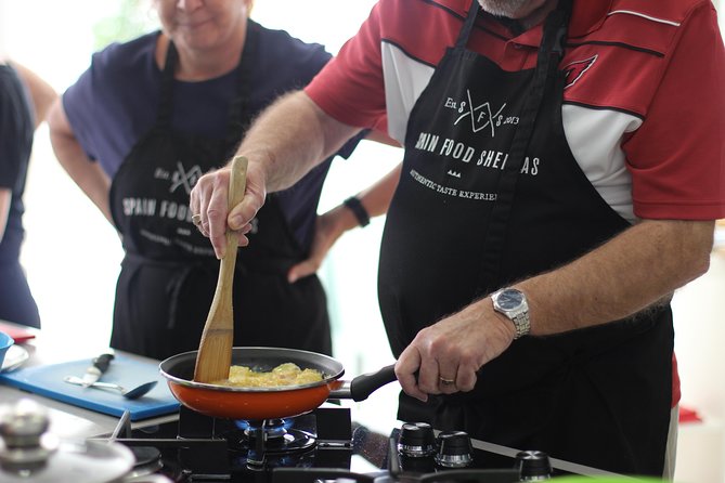 Malaga Tapas Cooking Class - SOHO kitchen time: hands-on cooking with modern gear