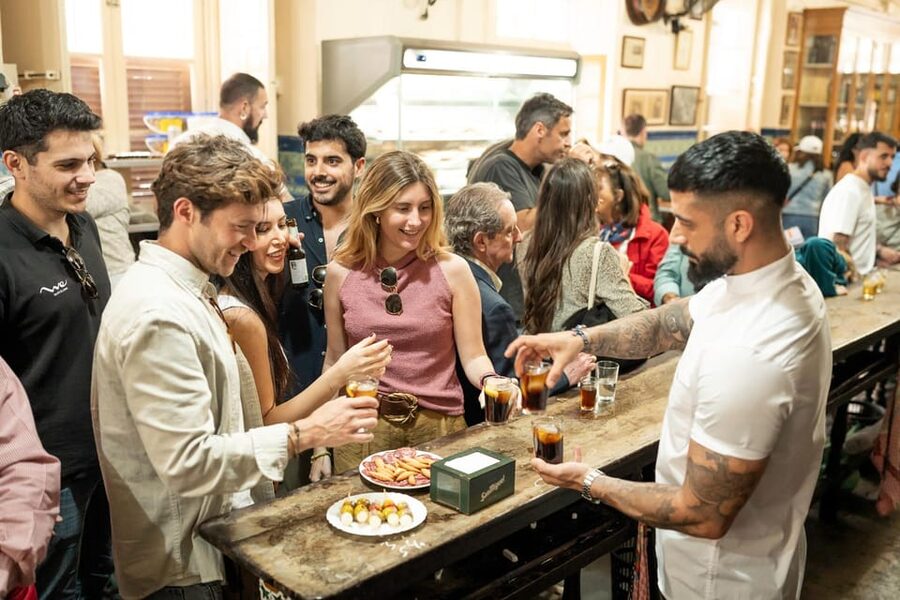 Málaga: Tapas, Wine & Rooftops Private Tour - A 4-hour tapas walk that gives you Malaga’s “how it works”