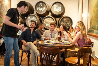 Málaga: Tapas, Wine & Rooftops Private Tour - Where you start: Alameda Principal and the Calle Pastora corner