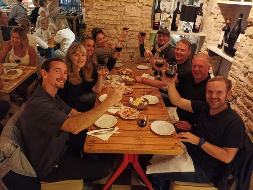 MALAGA: ULTIMATE FLAMENCO & TAPAS TOUR - The Main Event: Your One-Hour Flamenco Show Up Close