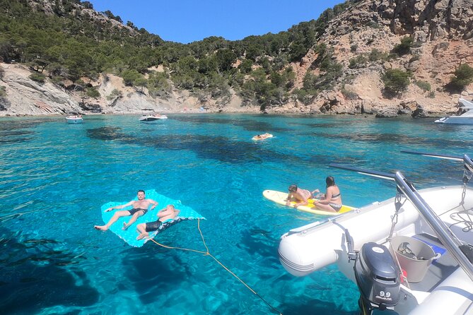Mallorca Catamaran Tour with Tapas - small group - - Water toys included: snorkeling gear, paddleboards, inflatables