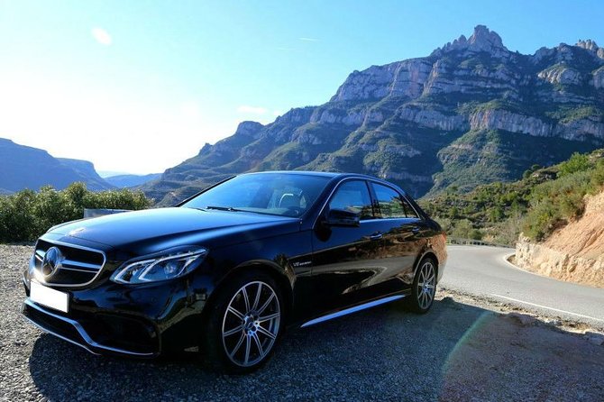 Montserrat Mountain, Wine Tasting & Tapas Lunch - Pickup around Barcelona: how the logistics help your day