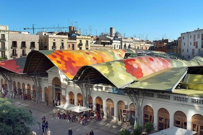 Night Tapas Walking Tour in Barcelona Modernist Area with Small Group and Dinner - What’s included in the $107.41 (and what to expect portion-wise)