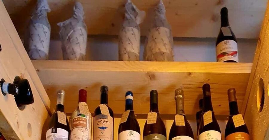 Palermo: Wine Tasting with Sicilian Tapas - Four Sicilian wines: more tasting than lesson