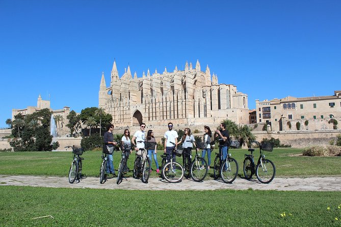 Palma de Mallorca 3-Hour Highlights and Tapas Tasting Bike Tour - Palma by bike in 3 hours: why this highlights tour works