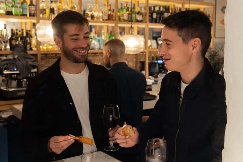 Palma de Mallorca: Gourmet Tapas and Wine Tour - Bodega Mayor: good drinks, but it pays to be flexible