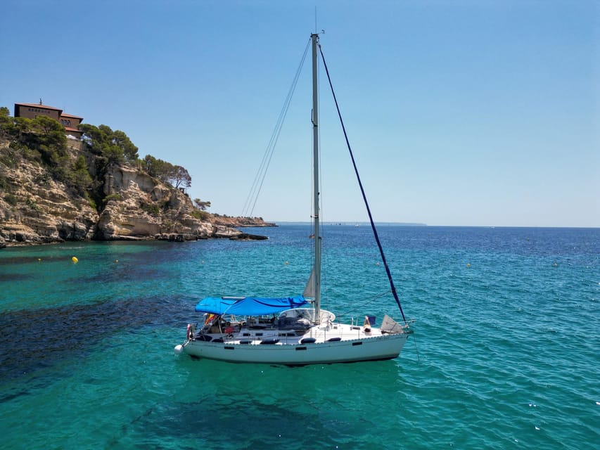 Palma de Mallorca: Sailing Boat Trip with Skipper & Tapas - The boat: Beneteau Oceanis 390 makes this a true group charter