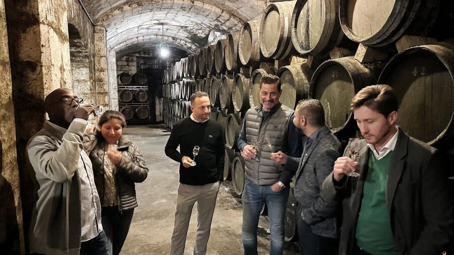 Palma: Distillery Tour with 6 Spirits and Tapas Tasting - Price and value: is $78 worth it for a 105-minute spirits experience?