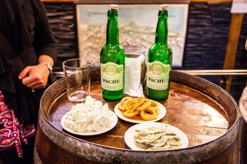 Personalised Traditional Madrid Night Tapas and Drinks Tour - Starting at Plaza de Isabel II: the easiest way to feel Madrid’s evening pulse