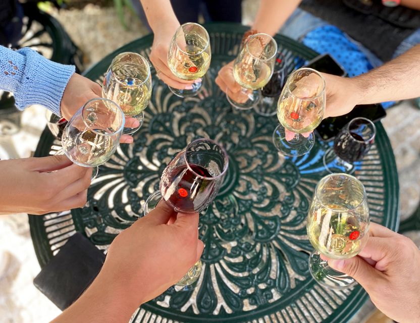 Porto: Wine Tasting with Tapas Walking Tour - Key highlights worth marking on your map
