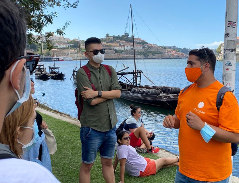 Porto: Wine Tasting with Tapas Walking Tour - How the tour teaches tasting (so you stop guessing)