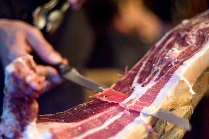 Premium Lisbon Port Wine and Tapas Tasting - The tapas pairing: cheese, Iberian pork, and long-cure Pata Negra