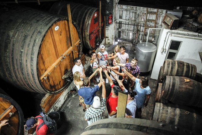 PREMIUM TASTING and TAPAS with GUIDED TOUR - Who this small-group tasting fits best