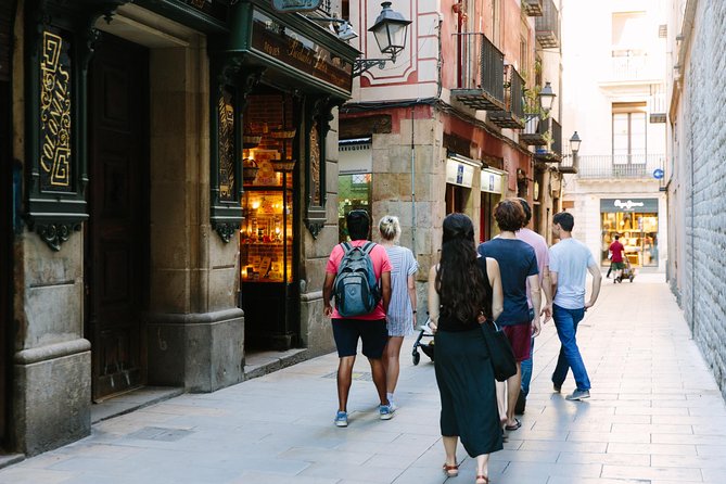 Private Barcelona Night Tapas Tour with Flamenco Show - Starting at Pl. de Sant Jaume: Where the Night Begins in Ciutat Vella