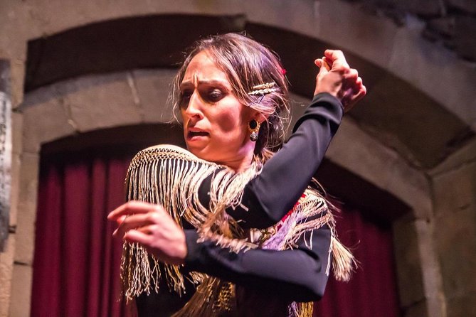 Private Barcelona Walking Tour with Flamenco Show & Tapas Dinner - Why this private Barcelona evening really works