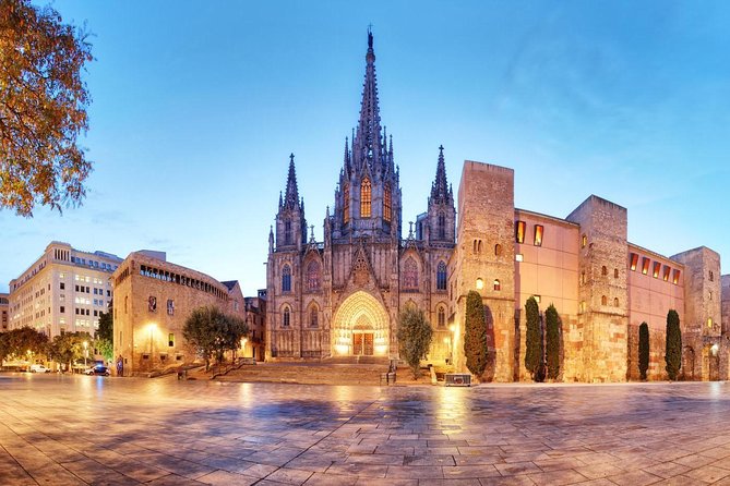 Private Barcelona Walking Tour with Flamenco Show & Tapas Dinner - Gothic Quarter at dusk: Roman walls, Jewish streets, and a quick church stop