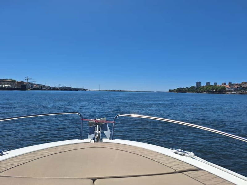 Private Boat Tour in Porto with Portuguese Tapas Option - Drinks, Music, and Comfort: Small Inclusions That Make a Difference
