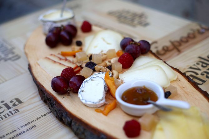 Private Lisbon Tour with Premium Portuguese Wine and Tapas Tasting - The Wine and Tapas Tasting: What You’ll Actually Taste